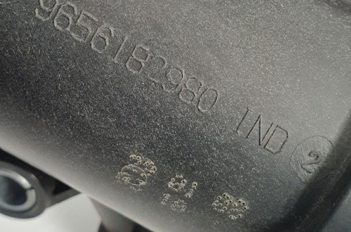 OBUDOWA TERMOSTATU VOLVO V50 2.0 D4 9656182980