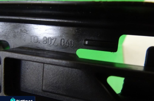 ŚLIZG MOCOWANIE ZDERZAKA LEWY PRZÓD VW TOURAN 03-06 NR18