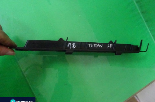 ŚLIZG MOCOWANIE ZDERZAKA LEWY PRZÓD VW TOURAN 03-06 NR18