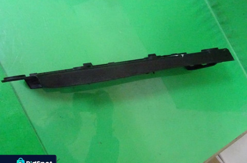 ŚLIZG MOCOWANIE ZDERZAKA LEWY PRZÓD VW TOURAN 03-06 NR18