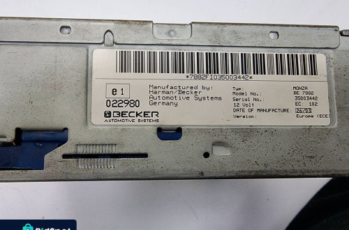 RADIO MERCEDES W124 BECKER BE7882