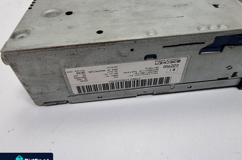 RADIO MERCEDES W124 BECKER BE7882