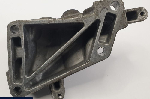 ŁAPA SILNIKA MERCEDES ML W164 4.0 CDI A6292230204