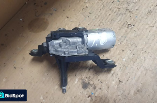 SILNICZEK WYCIERACZKI KLAPY OPEL CORSA D 53027312
