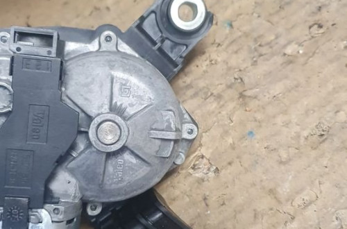 SILNICZEK WYCIERACZKI KLAPY OPEL CORSA D 53027312