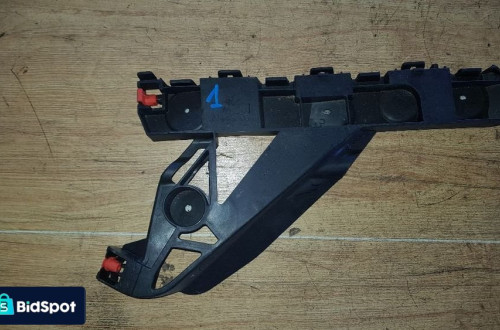 OPEL ZAFIRA C ŚLIZG MOCOWANIE ZDERZAKA PRAWY TYŁ 13300738