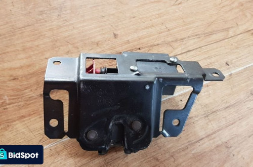 BMW E46 KOMBI ZAMEK KLAPY TYŁ