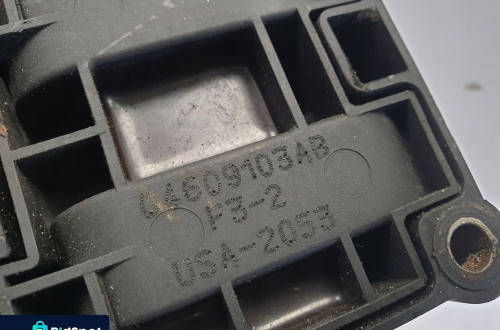 Chrysler Pt Cruiser 2.0 16V CEWKA ZAPŁONOWA