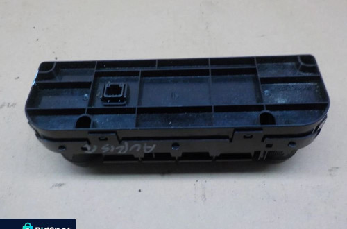 TOYOTA AURIS II PANEL KLIMATYZACJI