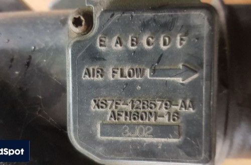 FORD MONDEO MK III 2.0 TDCI PRZEPŁYWOMIERZ FILTR POWIETRZA XS7F-12B579-AA