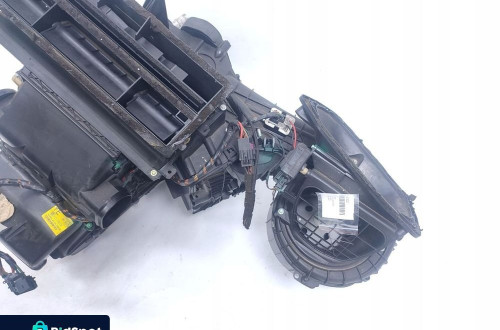 NAGRZEWNICA OPEL ASTRA H III 13113819