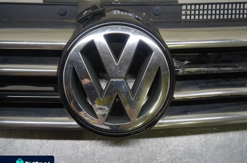 VW BORA IV 98-05 SEDAN 1.6B GRILL