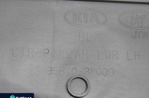 OSŁONA SŁUPKA LEWA B KIA SORENTO I LIFT