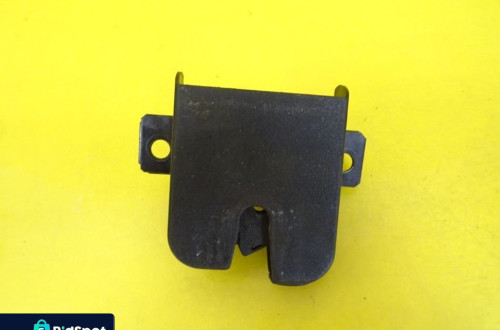 ZAMEK KLAPY BAGAŻNIA VW GOLF IV HB 1J6827505B 97-06 NR8