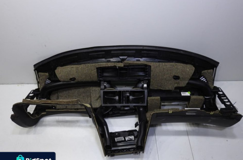 DESKA ROZDZIELCZA KONSOLA VOLVO S60 LIFT
