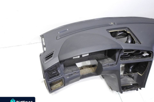 DESKA ROZDZIELCZA KONSOLA VOLVO S60 LIFT