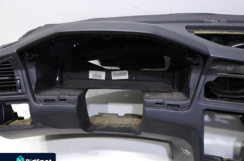 DESKA ROZDZIELCZA KONSOLA VOLVO S60 LIFT