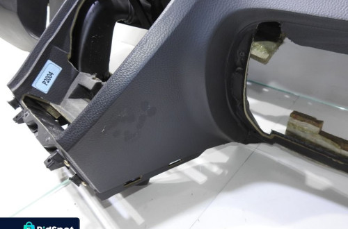 DESKA ROZDZIELCZA KONSOLA VOLVO S60 LIFT