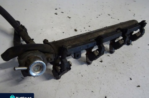 LISTWA WTRYSKOWA VW GOLF IV 1.4 16V 036133319AM