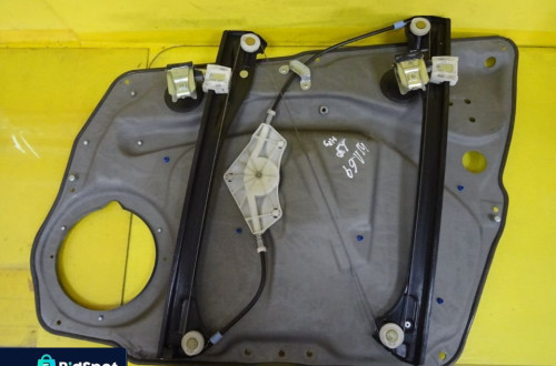 PODNOŚNIK SZYB LEWY PRZÓD MERCEDES W169 MECHANIZM ELEKTRYCZNY NR126