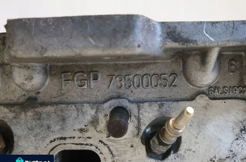 Opel Corsa C 1.3 CDTI GŁOWICA CYLINDRÓW 73500052