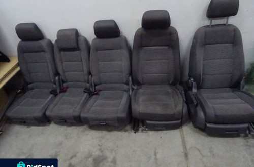 FOTEL FOTELE KANAPA VW TOURAN 03-06 NR389