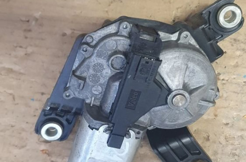 SILNICZEK WYCIERACZKI TYŁ OPEL ZAFIRA B nr 53025212