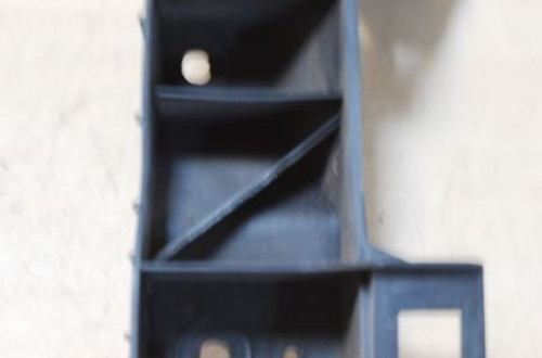 ŚLIZG ZDERZAKA PRAWY TYŁ POLO IV 9N 6Q6807376