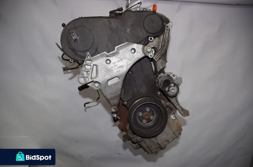 SILNIK SŁUPEK VOLKSWAGEN CADDY III CAYT 1.6 TDI