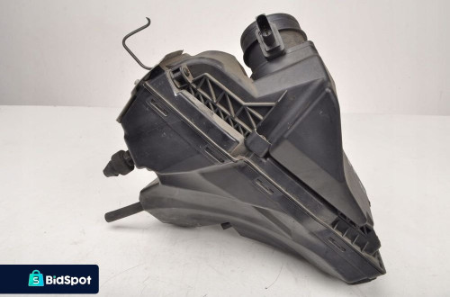 AUDI A4 B8 OBUDOWA FILTRA POWIETRZA 8K0133837T