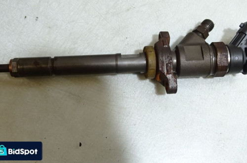 WTRYSK PEUGEOT 308 1.6HDI 0445110311