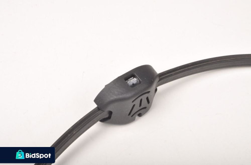 BMW F40 DYSZE SPRYSKIWACZE SZYBY CZOŁOWEJ 7453968