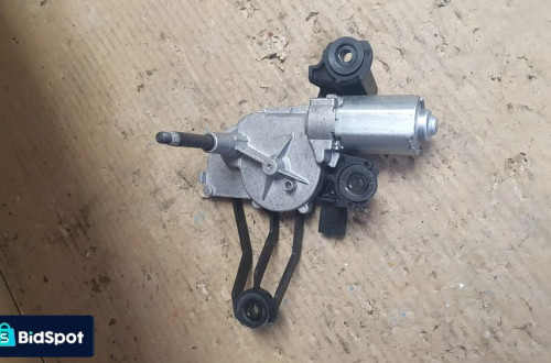 SILNICZEK WYCIERACZKI TYŁ CITROEN C4 I nr 0390201807 / 9646803180