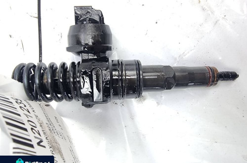 WTRYSKIWACZE KOMPLET VOLKSWAGEN TRANSPORTER T5 038130073AG | POMPOWTRYSKIWACZ