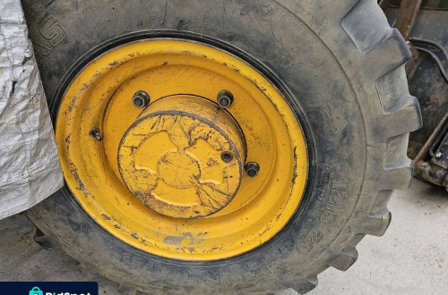 MOST PRZÓD ŁADOWARKA JCB 3CX 15.78:1