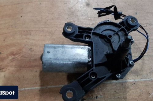 OPEL VECTRA C HB SILNICZEK WYCIERACZKI TYŁ 009185821
