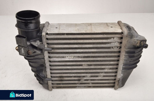 AUDI A6 C6 2.0 D CHŁODNICA INTERCOOLER 4F0145805AA