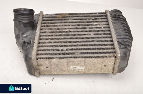 AUDI A6 C6 2.0 D CHŁODNICA INTERCOOLER 4F0145805AA