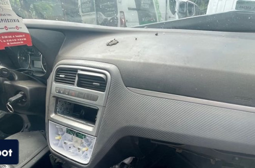 KONSOLA DESKA ROZDZIELCZA FIAT GRANDE PUNTO