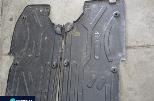 OSŁONA OBUDOWA POD SILNIK LEWA MERCEDES W203 SEDAN NR134