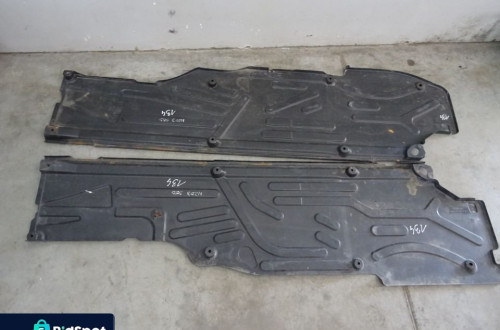 OSŁONA OBUDOWA POD SILNIK LEWA MERCEDES W203 SEDAN NR134