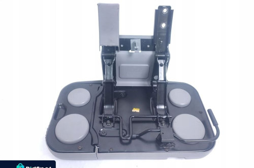 STOLIK CUPHOLDER UCHWYT NA KUBKI KIA CARNIVAL I LIFT (01-06)