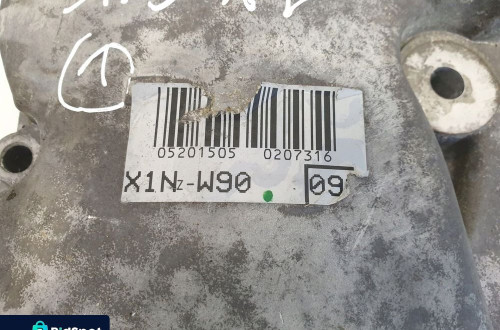 Toyota Prius II 1.5 OSŁONA ROZRZĄDU obudowa