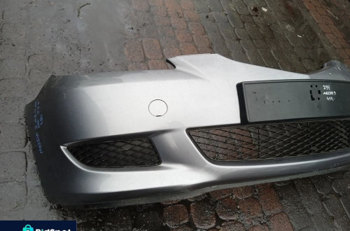 ZDERZAK PRZEDNI MAZDA 3 HB 03-06 KOD KOLORU 29Y