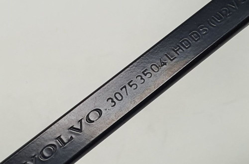 RAMIE WYCIERACZKI LEWE VOLVO V60 30753504 EUROPA