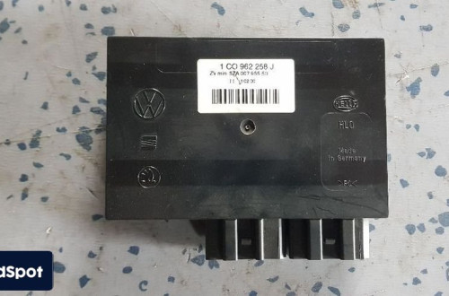 VW GOLF IV MODUŁ KOMFORTU 1C0962258J