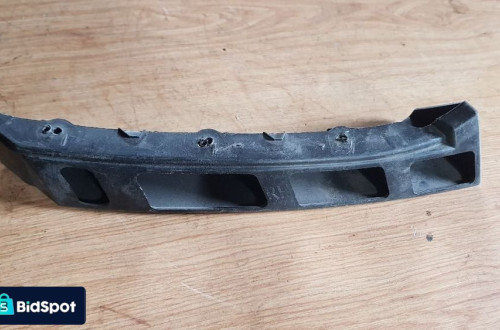 HYUNDAI I 20  ŚLIZG ZDERZAKA PRAWY PRZÓD 86564-1J500