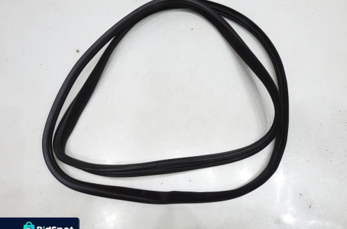 USZCZELKA DRZWI LEWY PRZÓD VOLVO XC90 I