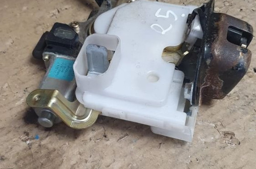 HONDA ACCORD VII ZAMEK KLAPY BAGAŻNIKA 74800-SED-9010-57