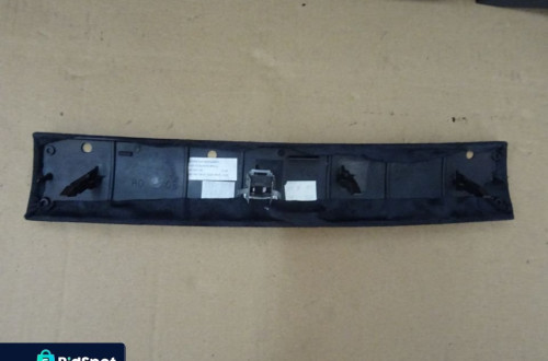 TUNEL PODŁOKIETNIK LISTWA DESKI AUDI A6 C5 LIFT KOMBI NR